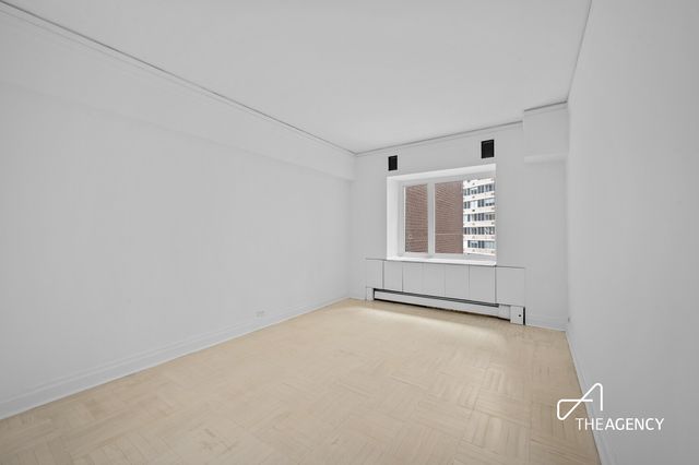 411 E 53rd St Apt 17L, New York City, NY 10022
