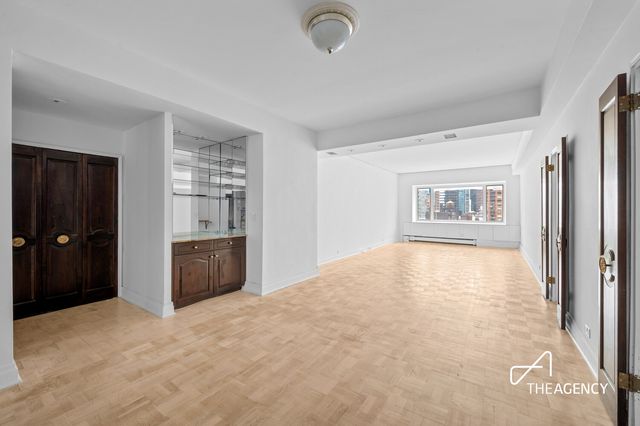 411 E 53rd St Apt 17L, New York City, NY 10022