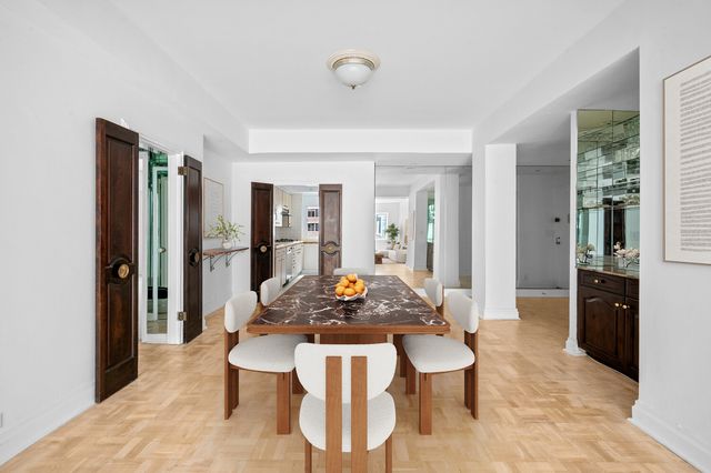 411 E 53rd St Apt 17L, New York City, NY 10022