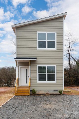 10 Wyndom Lane, Asheville, NC 28805