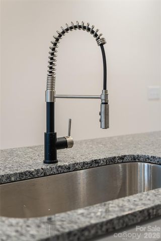 10 Wyndom Lane, Asheville, NC 28805