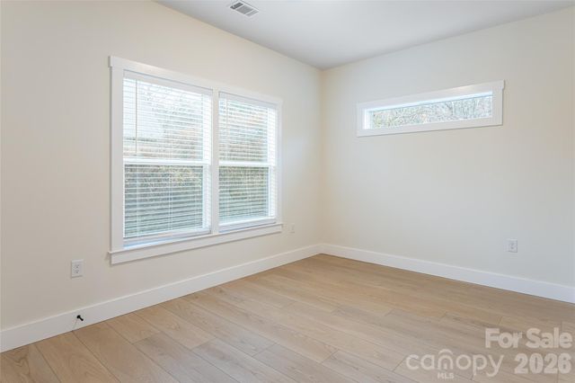 10 Wyndom Lane, Asheville, NC 28805