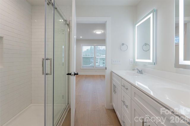 10 Wyndom Lane, Asheville, NC 28805