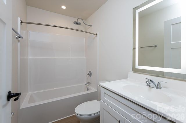 10 Wyndom Lane, Asheville, NC 28805