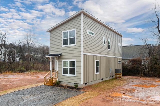 10 Wyndom Lane, Asheville, NC 28805