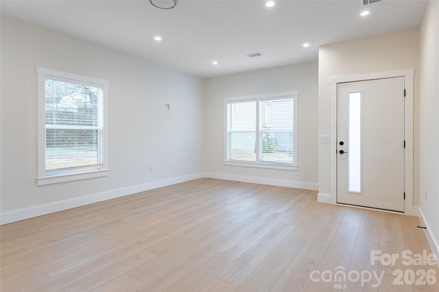 10 Wyndom Lane, Asheville, NC 28805