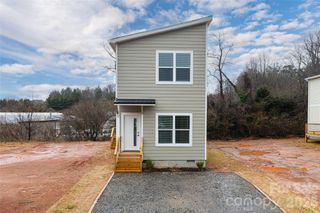 10 Wyndom Lane, Asheville, NC 28805