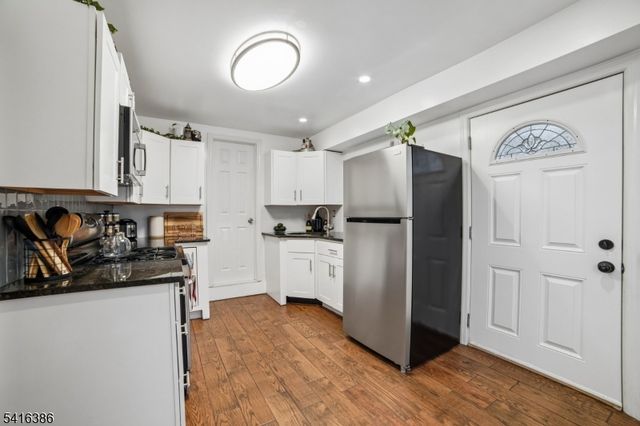 35 Hickory St, Bloomfield Twp., NJ 07003