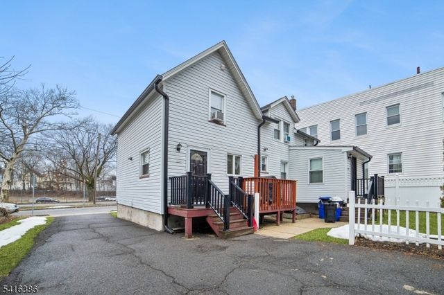 35 Hickory St, Bloomfield Twp., NJ 07003