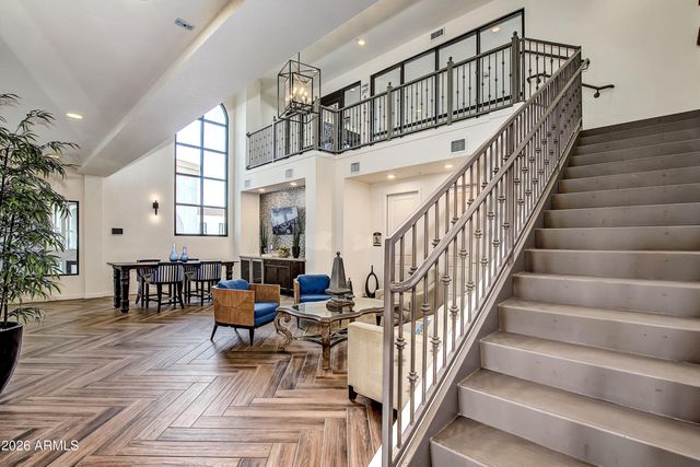 2511 W QUEEN CREEK Road 216, Chandler, AZ 85248