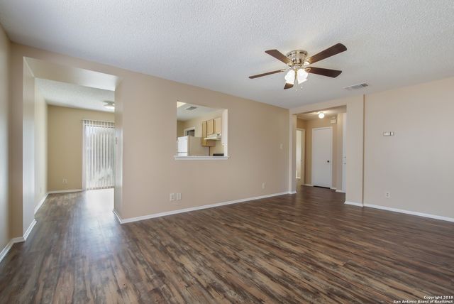 5954 SUMMER FEST DR, San Antonio, TX 78244