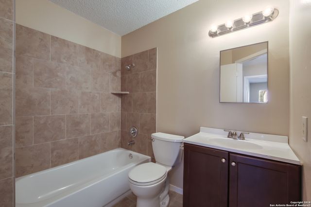 5954 SUMMER FEST DR, San Antonio, TX 78244