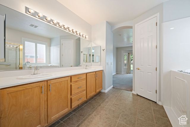 2518 N EXPEDITION DR, Washington, UT 84780