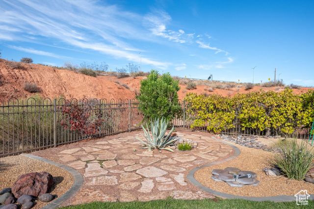 2518 N EXPEDITION DR, Washington, UT 84780