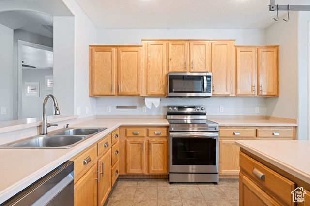 2518 N EXPEDITION DR, Washington, UT 84780