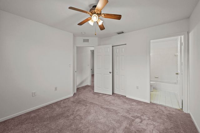 304 N Palm Villas Way, Palm Springs, FL 33461
