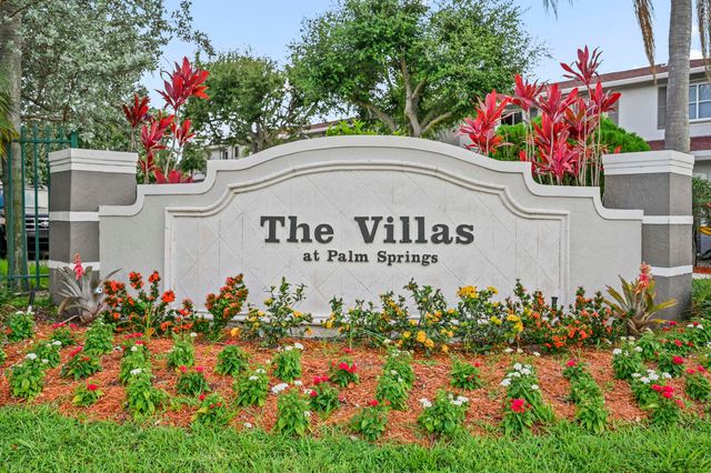 304 N Palm Villas Way, Palm Springs, FL 33461