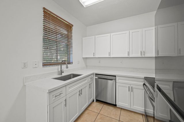 304 N Palm Villas Way, Palm Springs, FL 33461