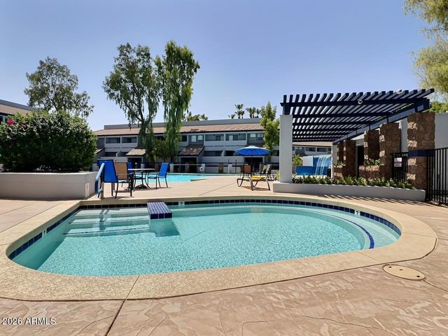 1331 W BASELINE Road 209, Mesa, AZ 85202
