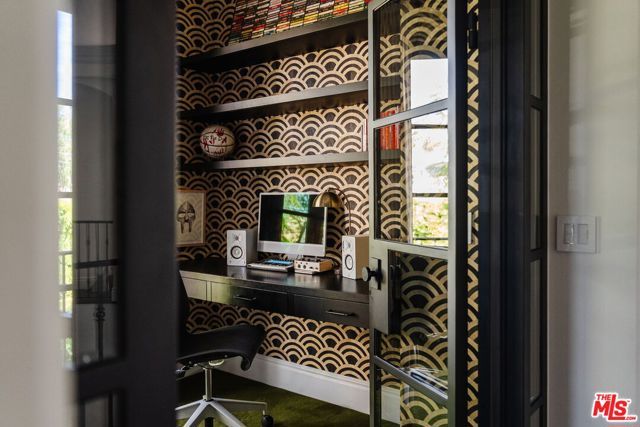 11432 Aqua Vista Street, Studio City (los Angeles), CA 91604