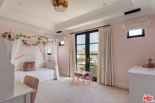 11432 Aqua Vista Street, Studio City (los Angeles), CA 91604