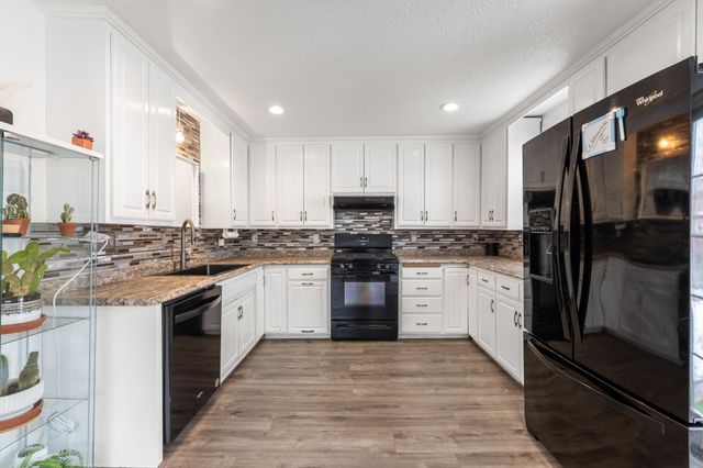 651 Watson Avenue, Saint Paul, MN 55102