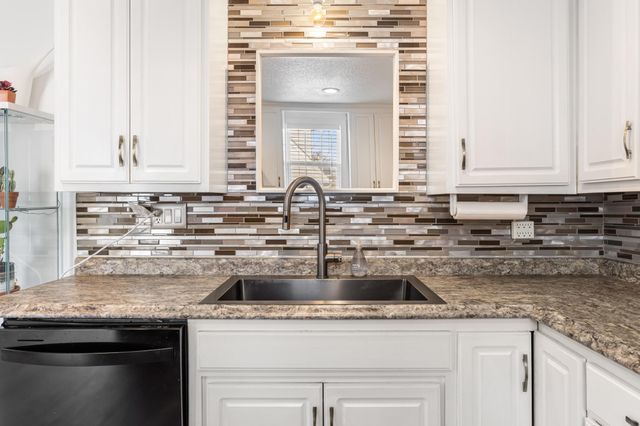 651 Watson Avenue, Saint Paul, MN 55102