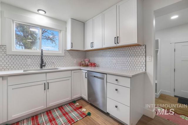 344 Fillmore St, Twin Falls, ID 83301