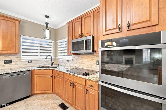 580 Pimlico Circle, Whitsett, NC 27377