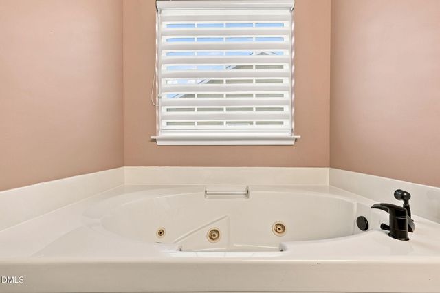 580 Pimlico Circle, Whitsett, NC 27377
