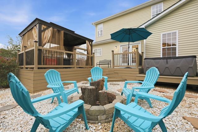 580 Pimlico Circle, Whitsett, NC 27377