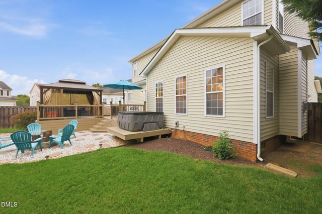 580 Pimlico Circle, Whitsett, NC 27377