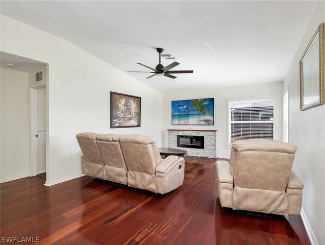 1021 El Dorado BLVD N, Cape Coral, FL 33993