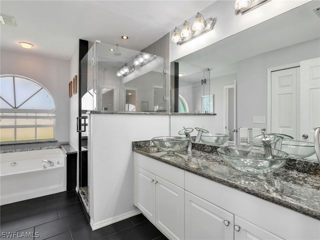 1021 El Dorado BLVD N, Cape Coral, FL 33993