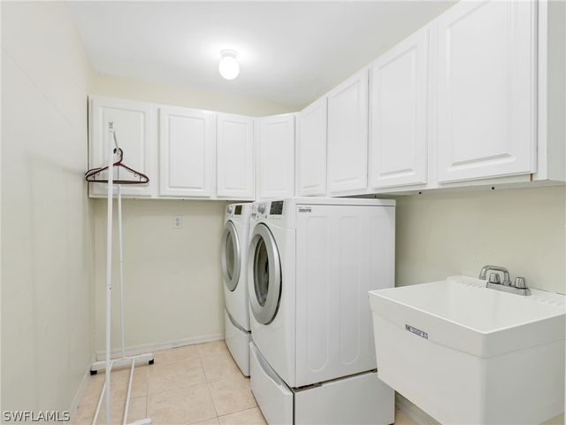 1021 El Dorado BLVD N, Cape Coral, FL 33993