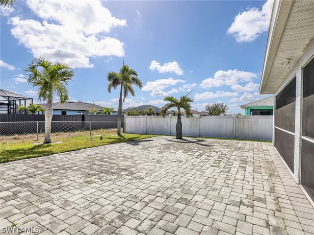 1021 El Dorado BLVD N, Cape Coral, FL 33993