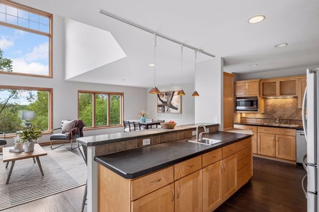 7153 Goodview Avenue S, Cottage Grove, MN 55016