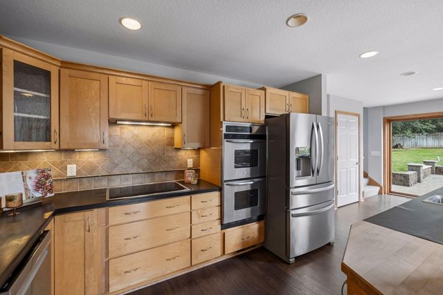 7153 Goodview Avenue S, Cottage Grove, MN 55016