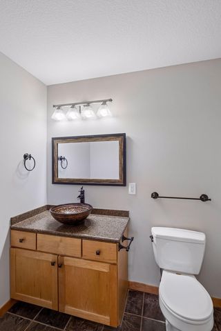 7153 Goodview Avenue S, Cottage Grove, MN 55016