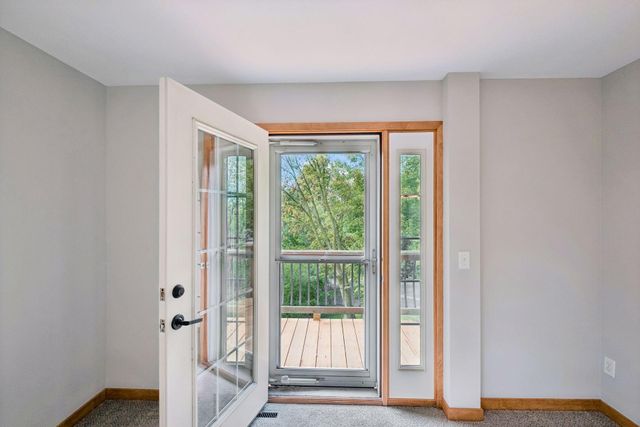 7153 Goodview Avenue S, Cottage Grove, MN 55016