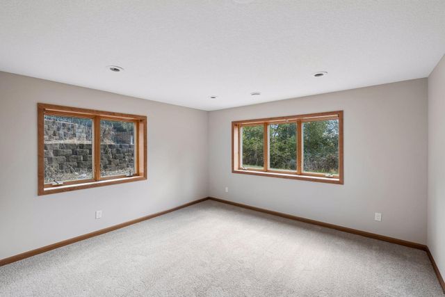 7153 Goodview Avenue S, Cottage Grove, MN 55016