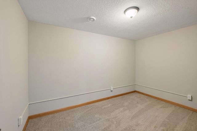 7153 Goodview Avenue S, Cottage Grove, MN 55016