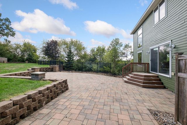 7153 Goodview Avenue S, Cottage Grove, MN 55016