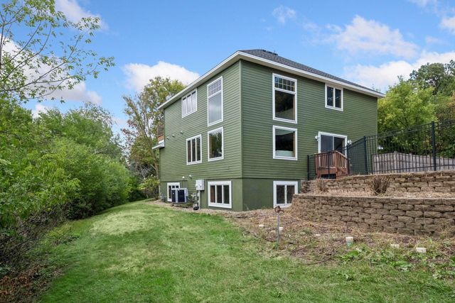 7153 Goodview Avenue S, Cottage Grove, MN 55016
