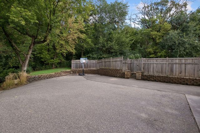 7153 Goodview Avenue S, Cottage Grove, MN 55016