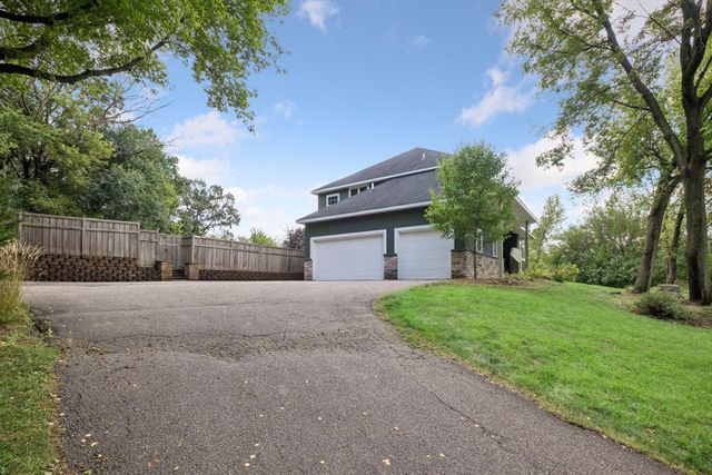 7153 Goodview Avenue S, Cottage Grove, MN 55016