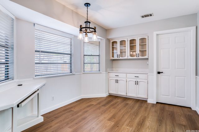 2910 Bee Cave, San Antonio, TX 78231