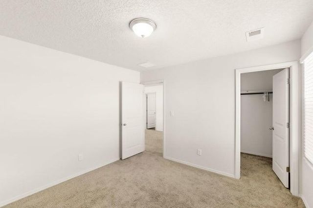 19 Hermanos Loop, Los Lunas, NM 87031