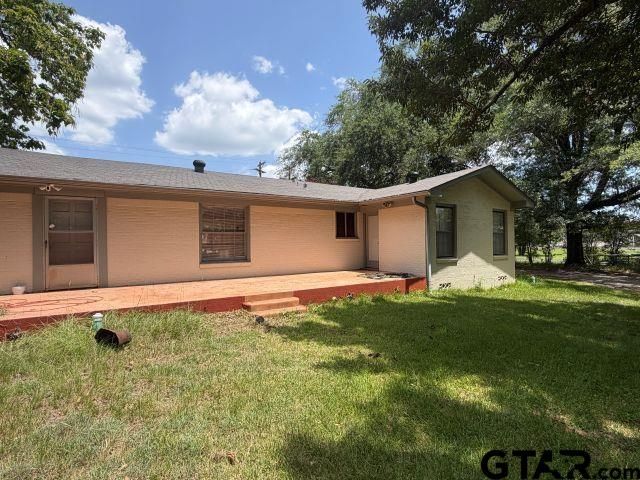 1501 Kilgore Dr, Henderson, TX 75652