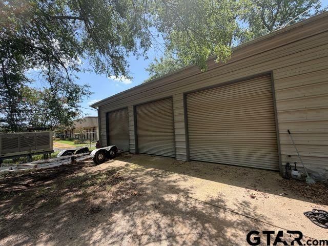 1501 Kilgore Dr, Henderson, TX 75652